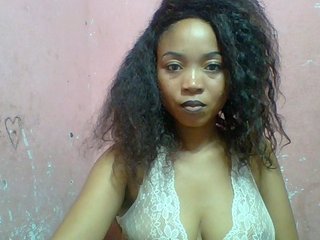 エロティックなビデオチャット Estelahh