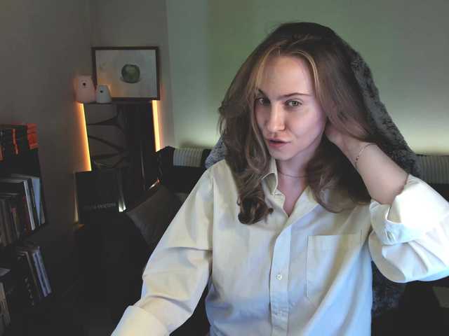 ブロードキャストスクリーンショット Adamova_Eva