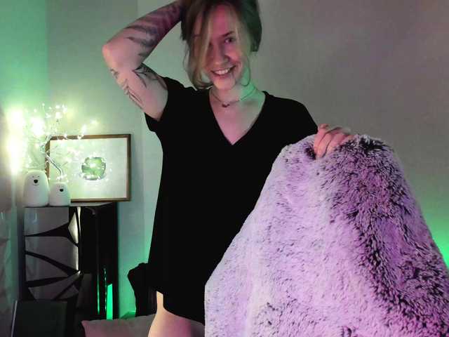 ブロードキャストスクリーンショット Adamova_Eva