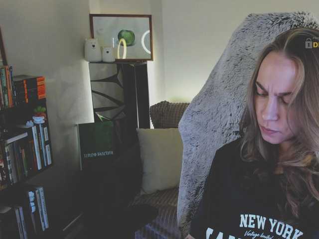 ブロードキャストスクリーンショット Adamova_Eva