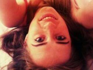 エロティックなビデオチャット evachca