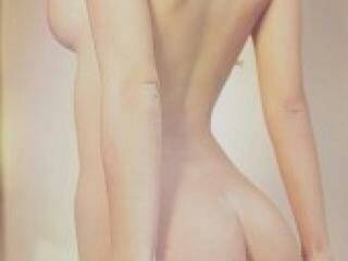 エロティックなビデオチャット evagrace