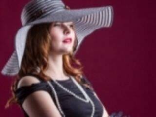 エロティックなビデオチャット evaherzigov