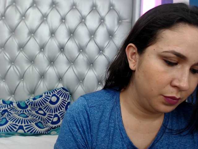 ブロードキャストスクリーンショット EvaLatinaLove