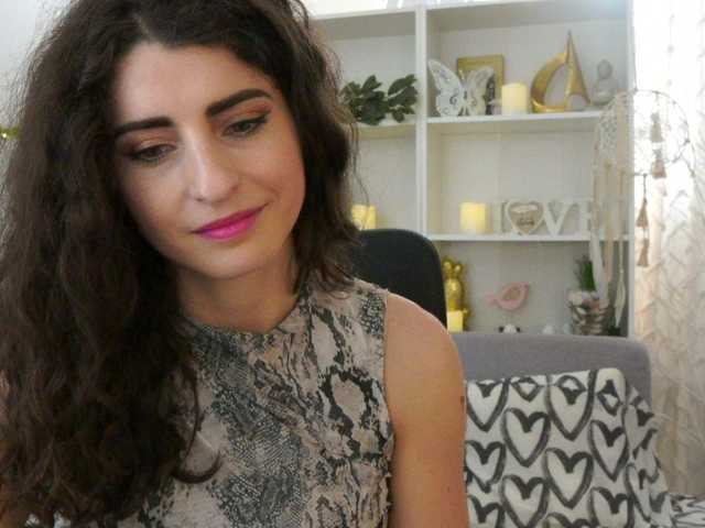 ブロードキャストスクリーンショット EVALOVIA