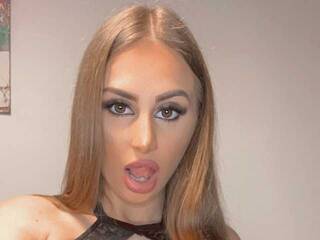 エロティックなビデオチャット EvaReineee