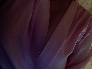 エロティックなビデオチャット EveHugs