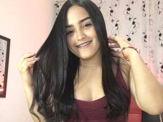 エロティックなビデオチャット evelin-reyes