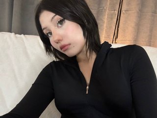 エロティックなビデオチャット evelinevluv