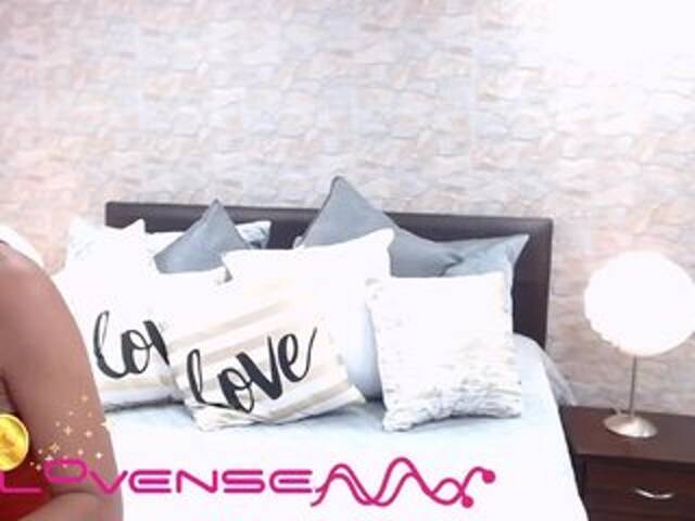 ブロードキャストスクリーンショット EvelynOwens