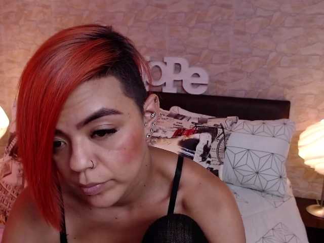 ブロードキャストスクリーンショット EvelynOwens