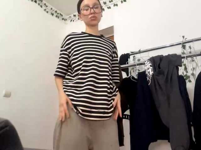 ブロードキャストスクリーンショット EvonneHeally