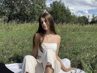 エロティックなビデオチャット Ewavision