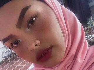 エロティックなビデオチャット FarahBhat