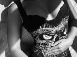 エロティックなビデオチャット fasdixi