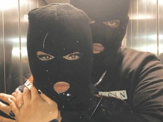 エロティックなビデオチャット FirE_AND_GasolinE