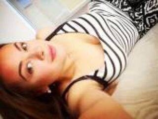 エロティックなビデオチャット flamita