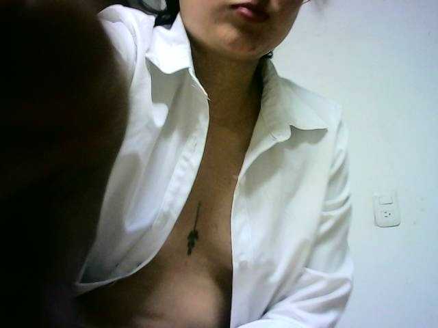 ブロードキャストスクリーンショット Flora-med