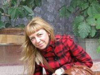 エロティックなビデオチャット folora