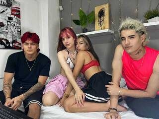 エロティックなビデオチャット Fourlov3-