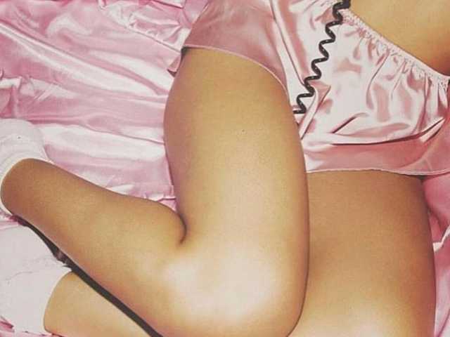 プロフィールの写真 FoxyCorona