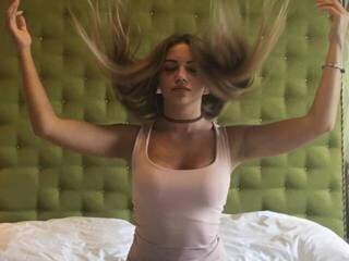 エロティックなビデオチャット frankajoy