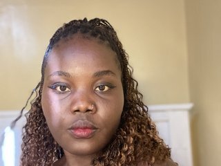 エロティックなビデオチャット Freakyqueen11