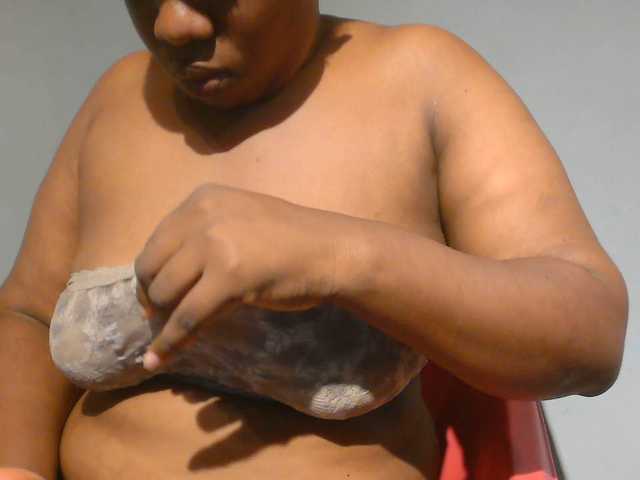 ブロードキャストスクリーンショット Freakyslut5