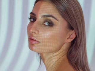 エロティックなビデオチャット FunPhoebe