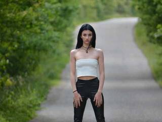 エロティックなビデオチャット GadeeaRed