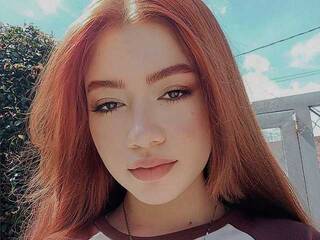 エロティックなビデオチャット genesis-tay