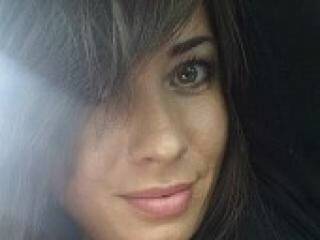 エロティックなビデオチャット geryana