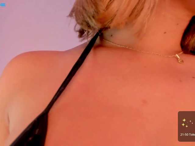 ブロードキャストスクリーンショット GianaWatson
