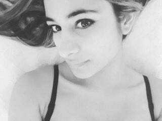 エロティックなビデオチャット Gilda-ishere