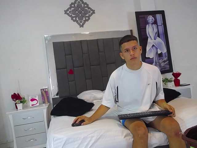 ブロードキャストスクリーンショット Ginna-Oliver