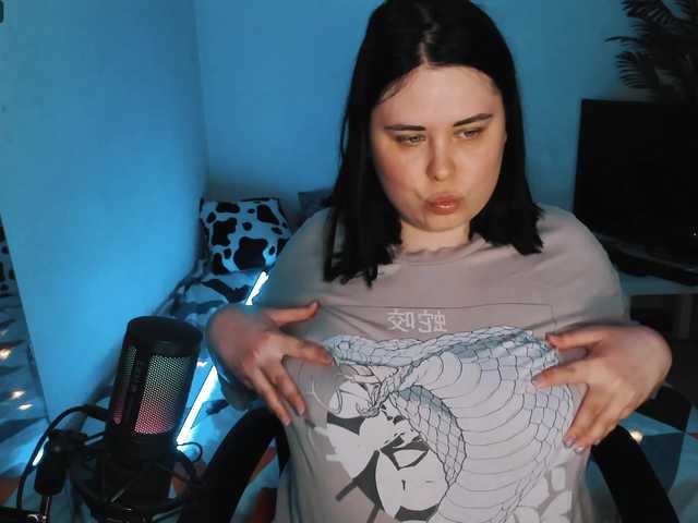 写真 GirlPower1 take off my t-shirt^^love vibe 25