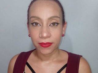 エロティックなビデオチャット gissele-blue