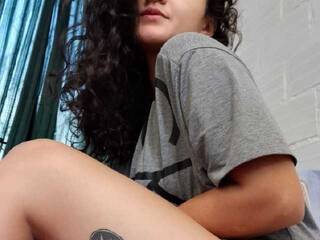 エロティックなビデオチャット Gizelewinter