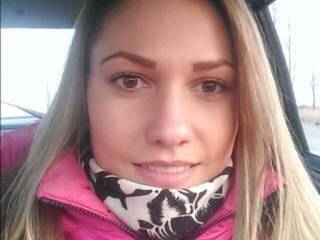 エロティックなビデオチャット graceinsky