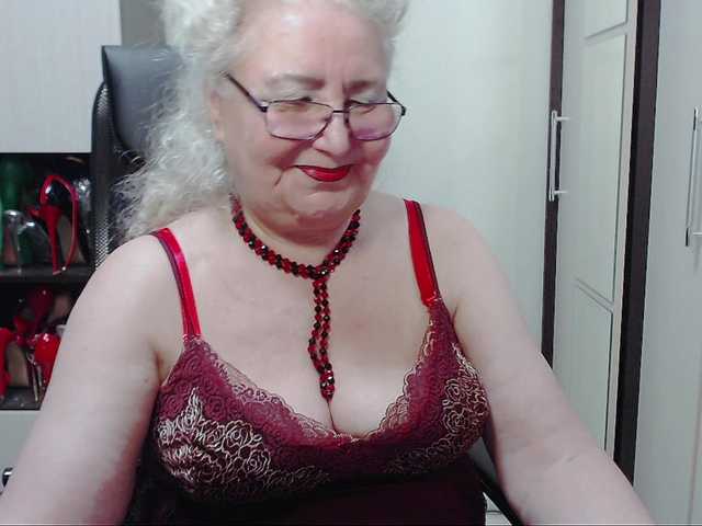 ブロードキャストスクリーンショット GrannyWants