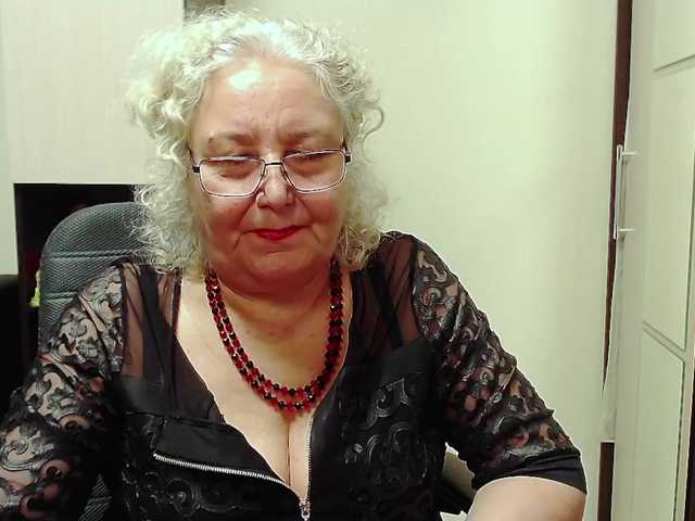 ブロードキャストスクリーンショット GrannyWants