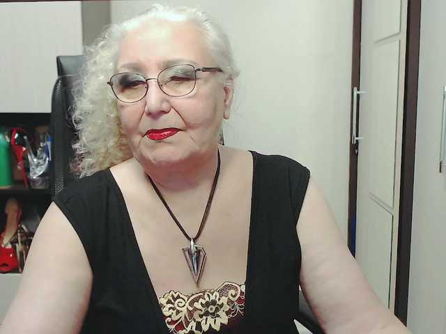 ブロードキャストスクリーンショット GrannyWants
