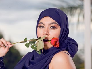 エロティックなビデオチャット halimabashar