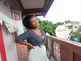 エロティックなビデオチャット Hanaia1