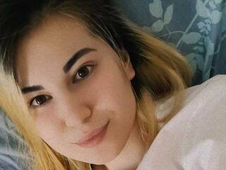 エロティックなビデオチャット HanAmi999