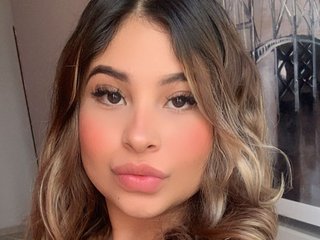 エロティックなビデオチャット Hannathompson