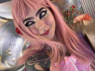 エロティックなビデオチャット hannybluee