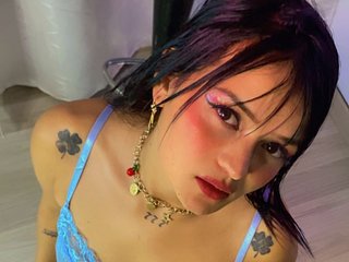 エロティックなビデオチャット harleyqueen18