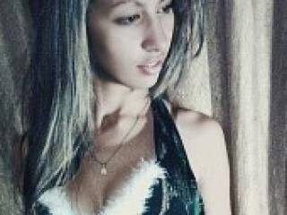 エロティックなビデオチャット hatusik