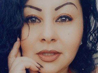 エロティックなビデオチャット hazel-milf